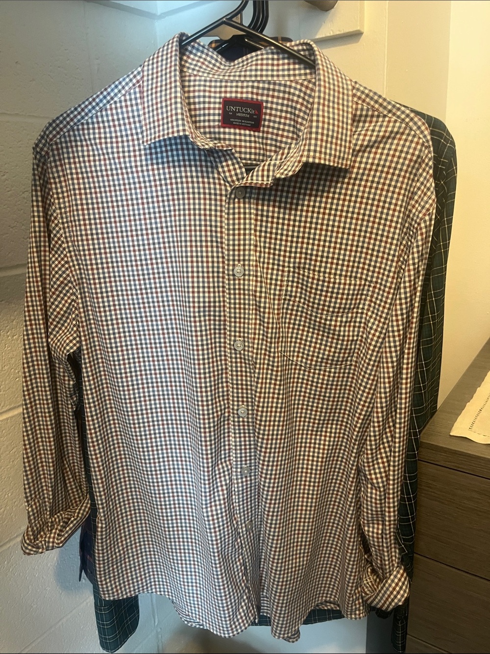 UNTUCKit Men’s Brown & Blue Gingham Button-Down Shirt